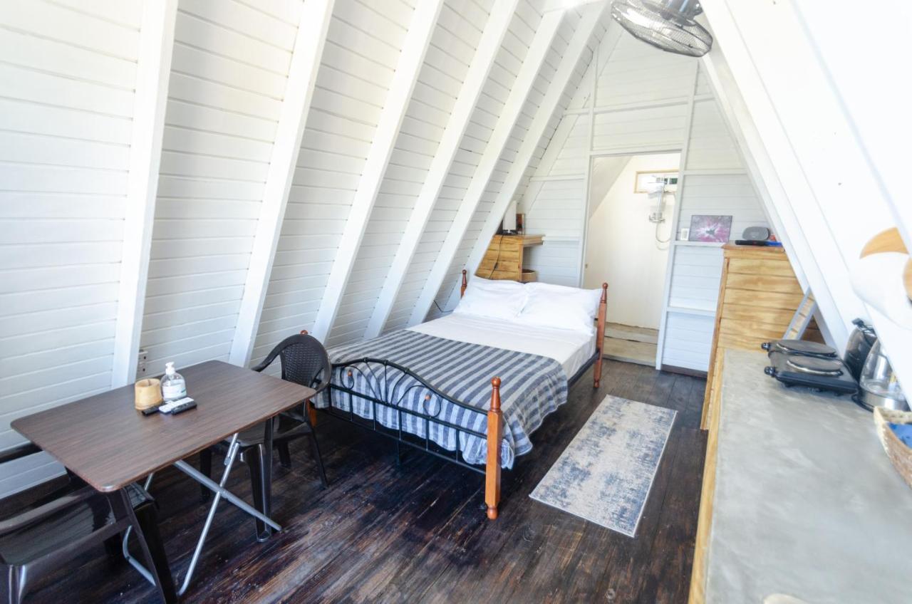 Cashaw Cabin - Private Retreat With A Pool Treasure Beach Bagian luar foto