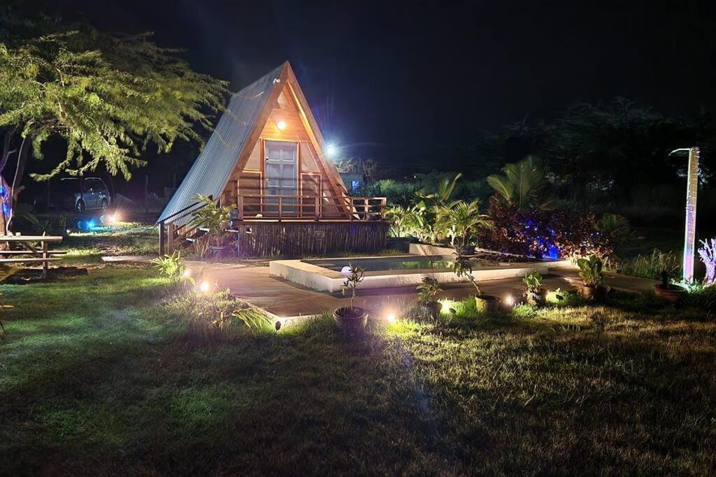 Cashaw Cabin - Private Retreat With A Pool Treasure Beach Bagian luar foto